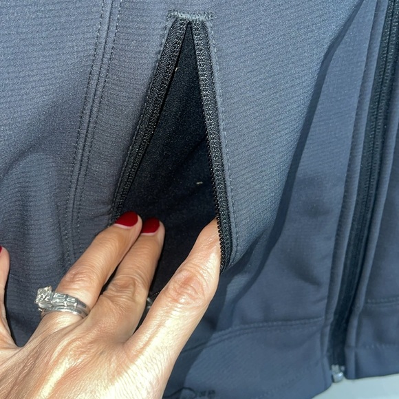 EDDIE BAUER WOMAN’S RUGGED RIPSTOP SOFT SHELL JACKET SIZE M Grey Steel/Black NWT - Picture 10 of 17